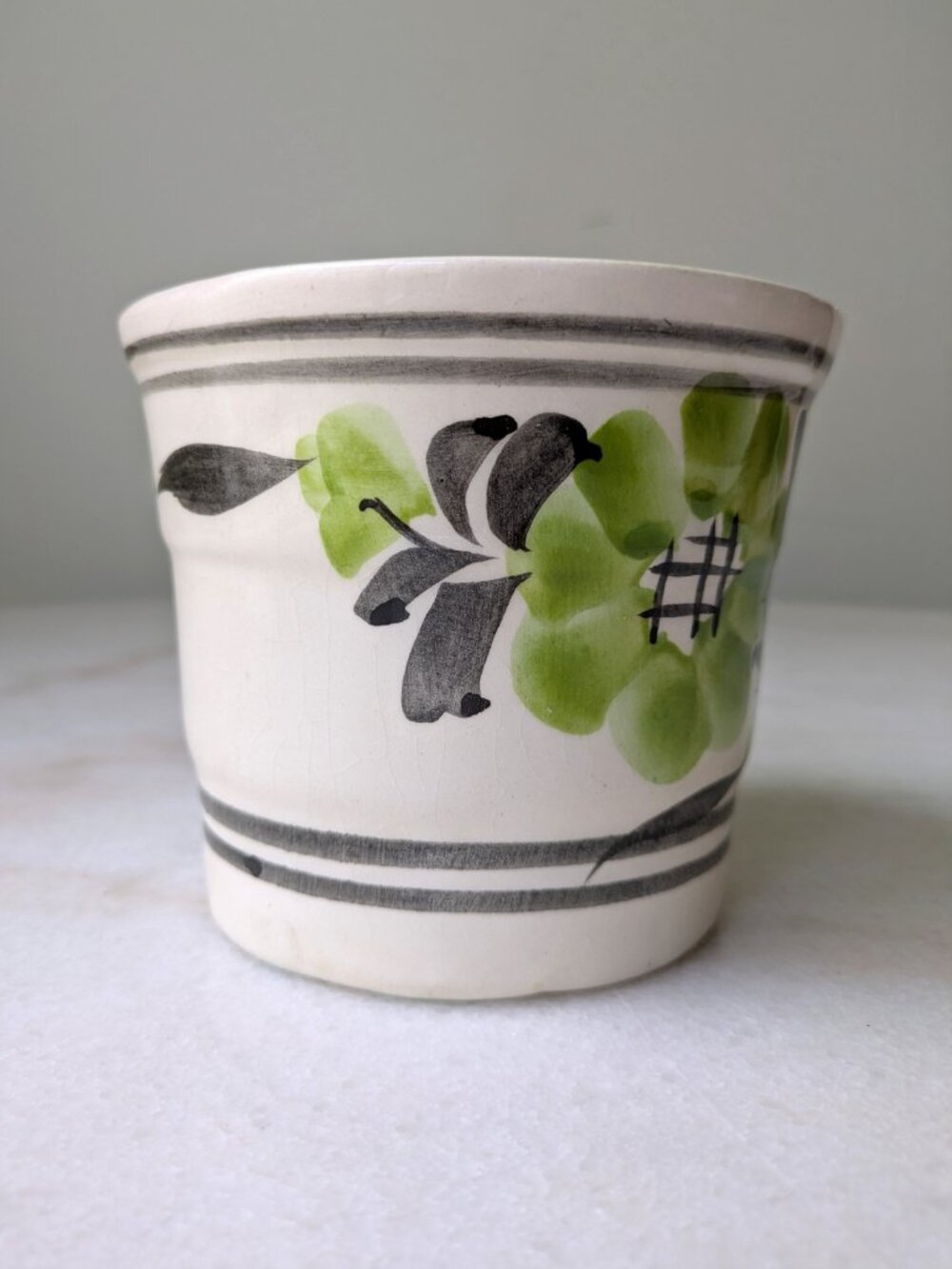 Vintage Handpainted Mexican Pottery Cachepot Planter - Picture 3 of 5